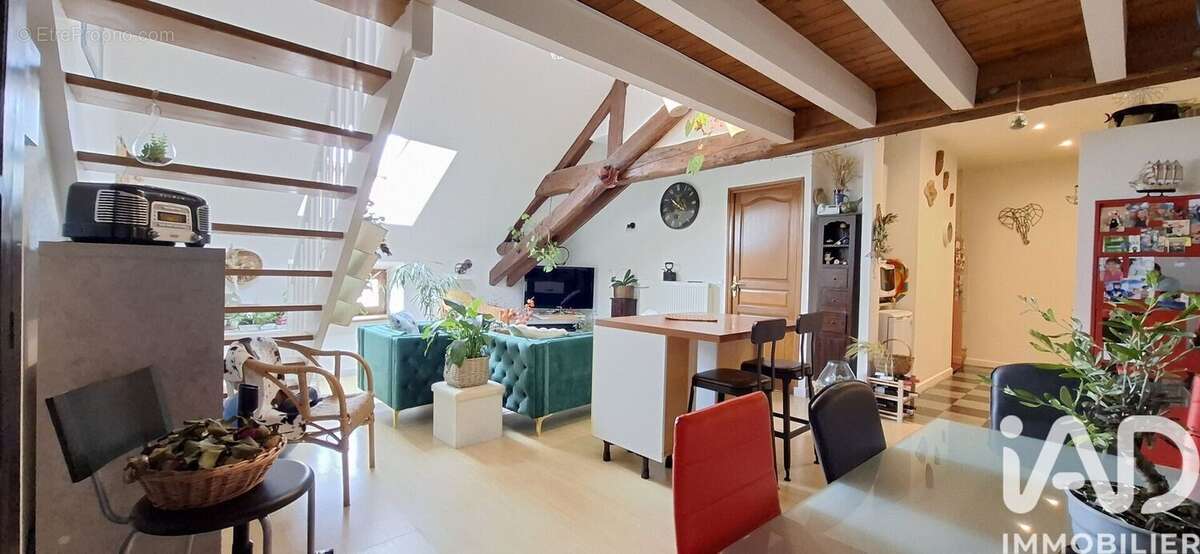 Photo 2 - Appartement à DOLE