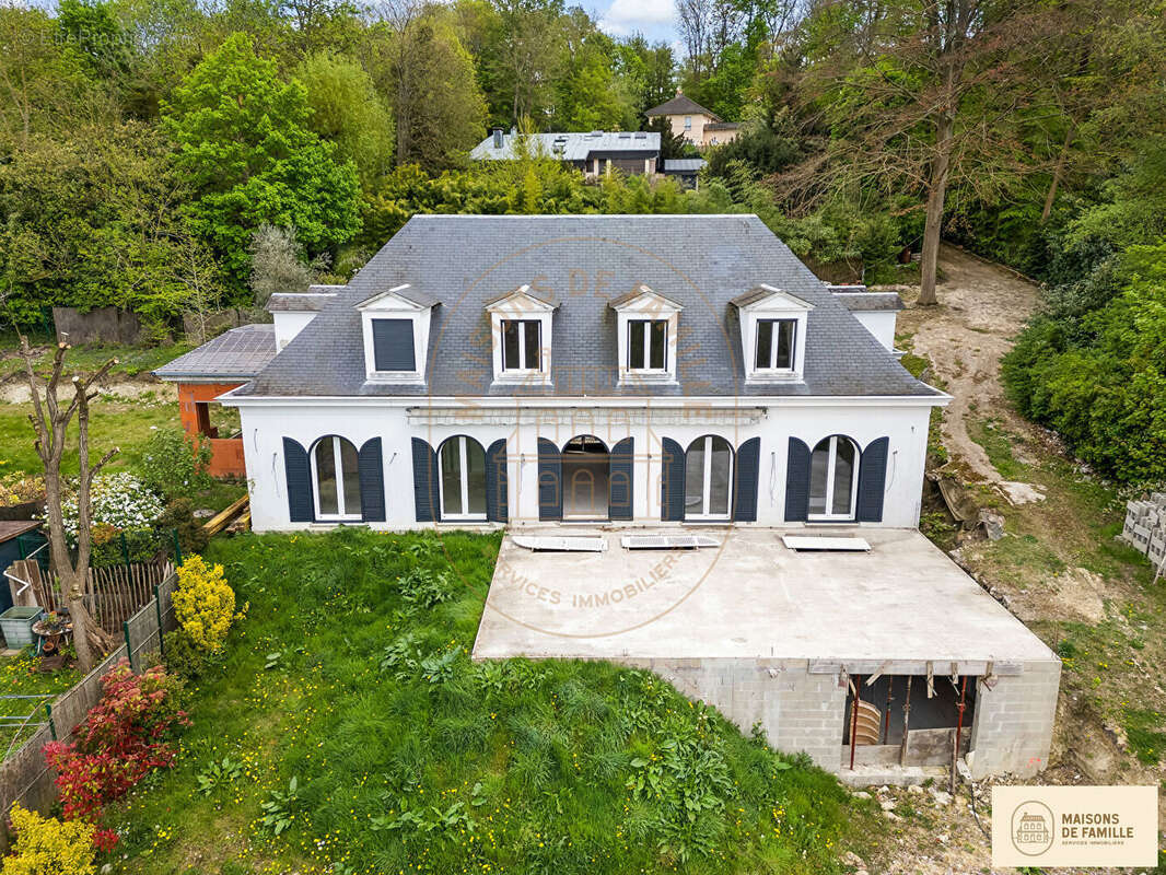 Maison à BOUGIVAL