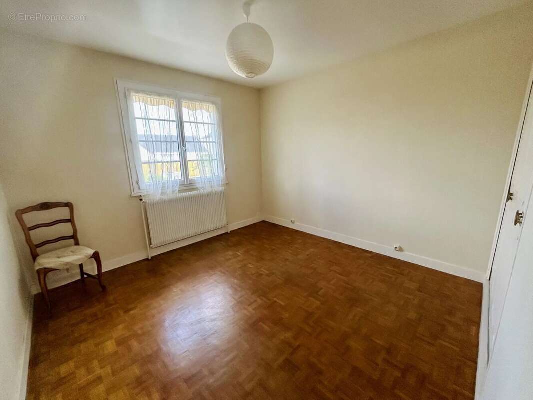 Maison à ORMES