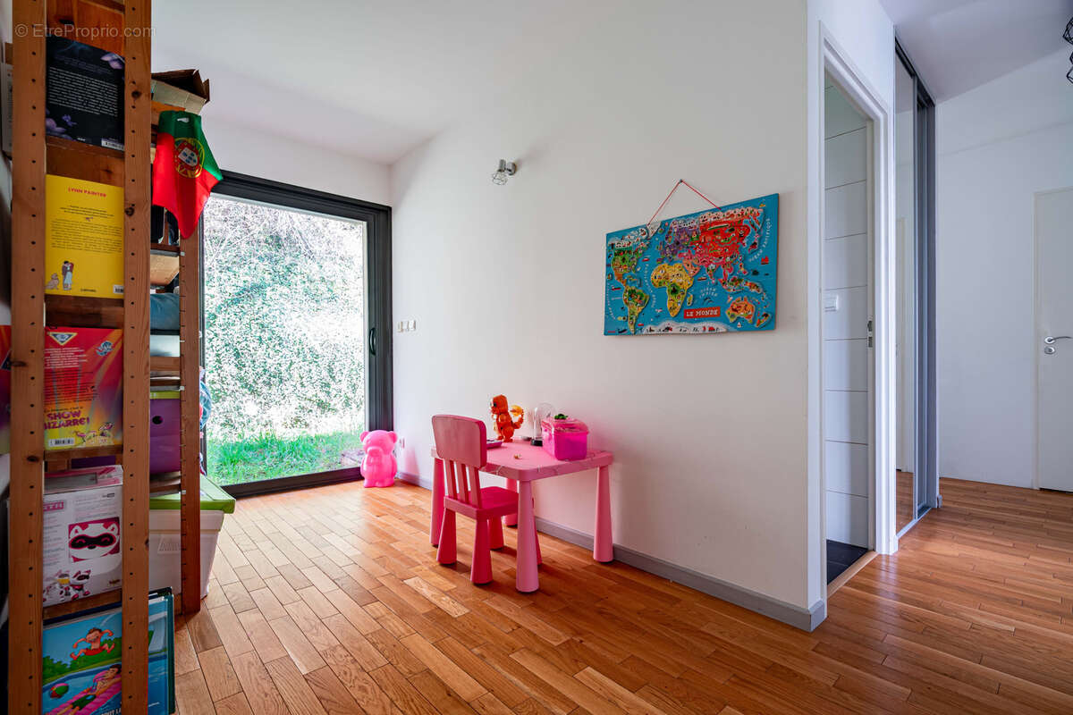 Maison à ALBIGNY-SUR-SAONE