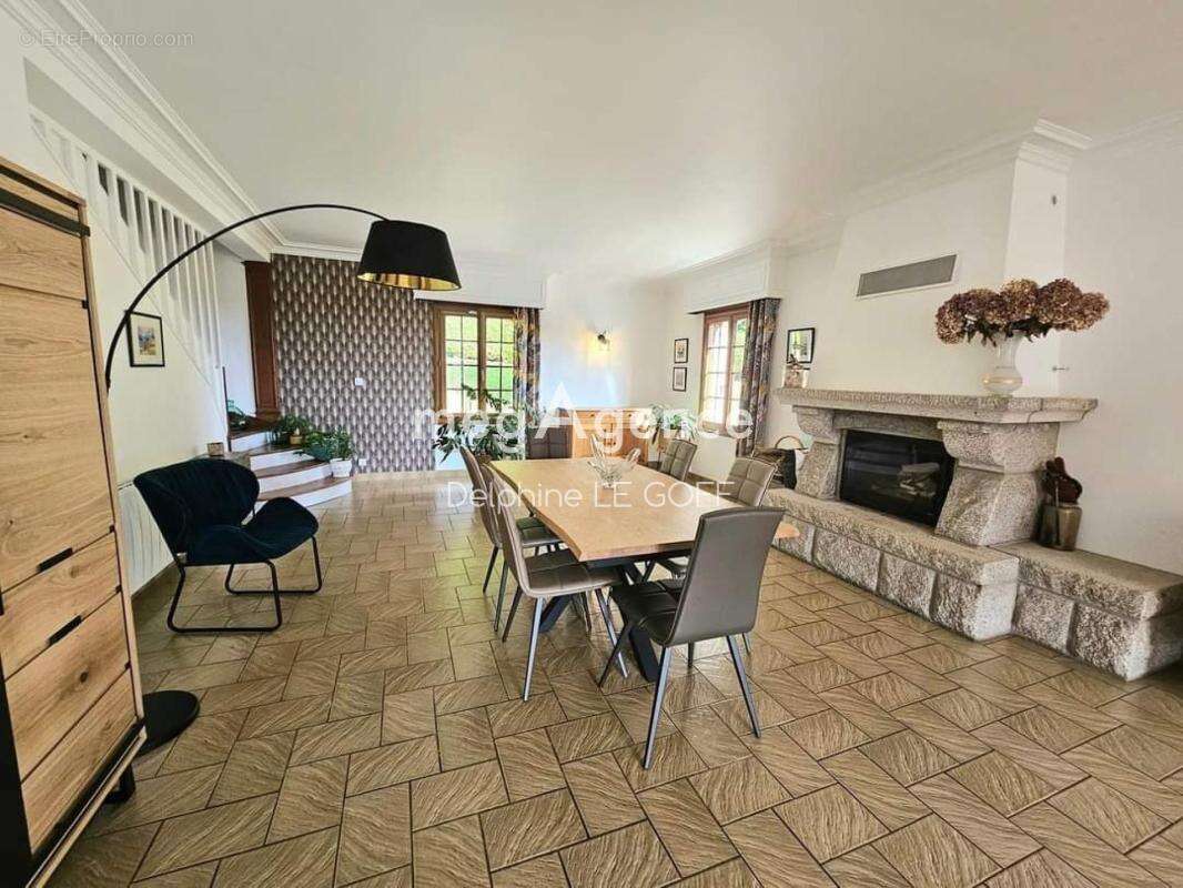 Maison à PLOUBAZLANEC