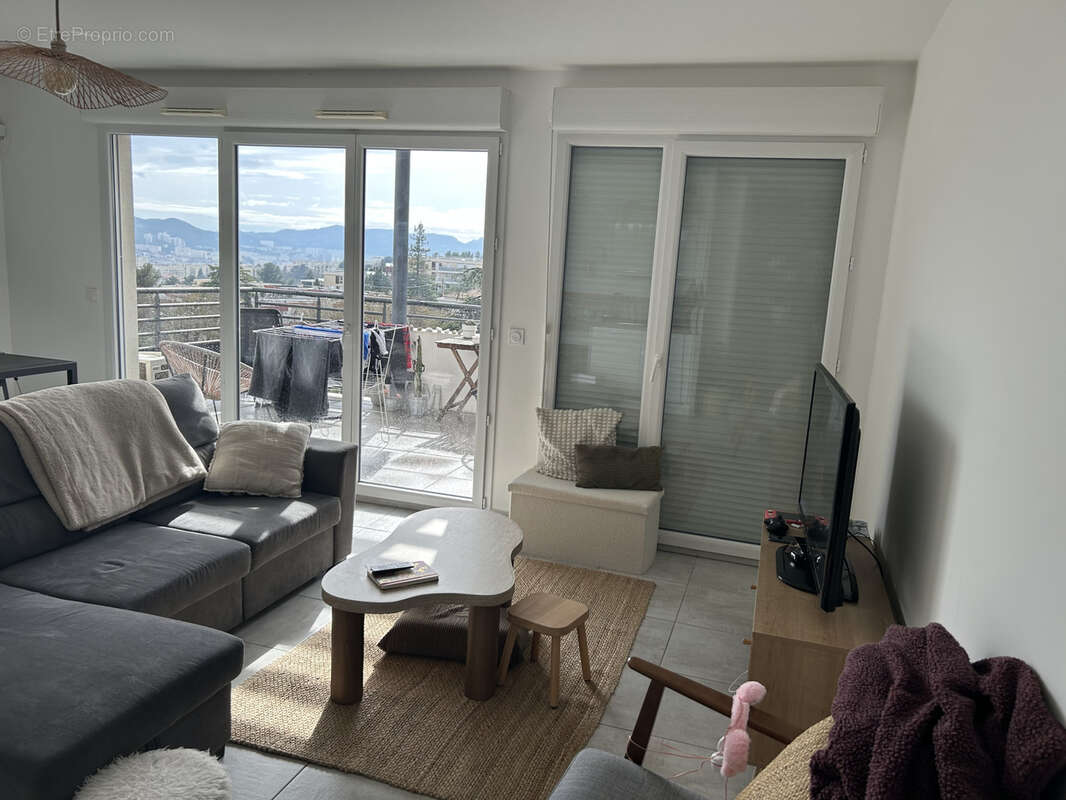 Appartement à MARSEILLE-12E