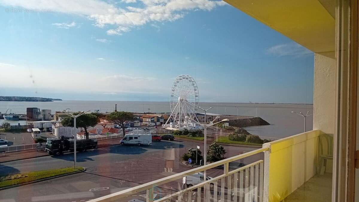 Royan Situation exeptionnelle double vue mer pour cet appartement 2 chambres - photo 3