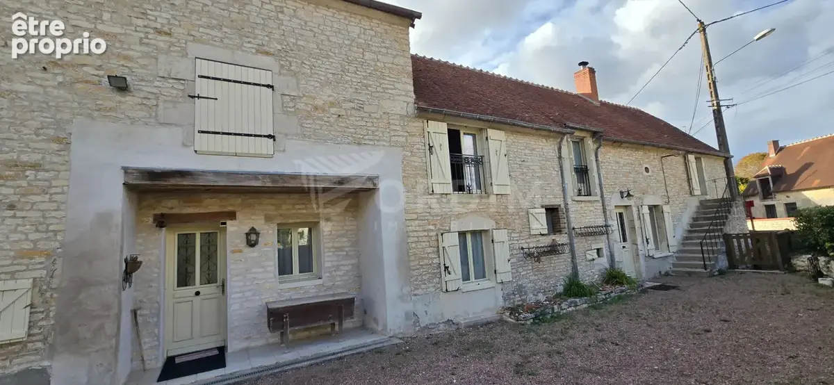 Ancienne longère en pierre rénovée - 182m² - photo 17