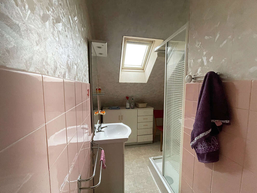 Maison à PLOMODIERN