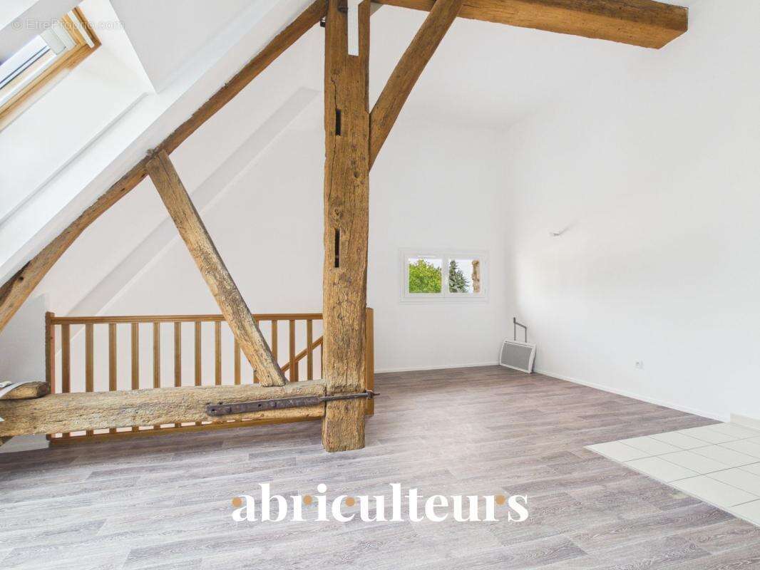 Coup de Cœur Assuré : Superbe T2 de Caractère,  Rénové au Charme de l’Ancien en vente à Survilliers (95470) - photo 8