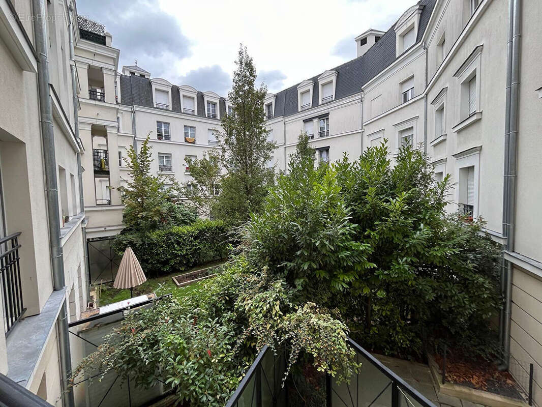 Appartement à CHAVILLE