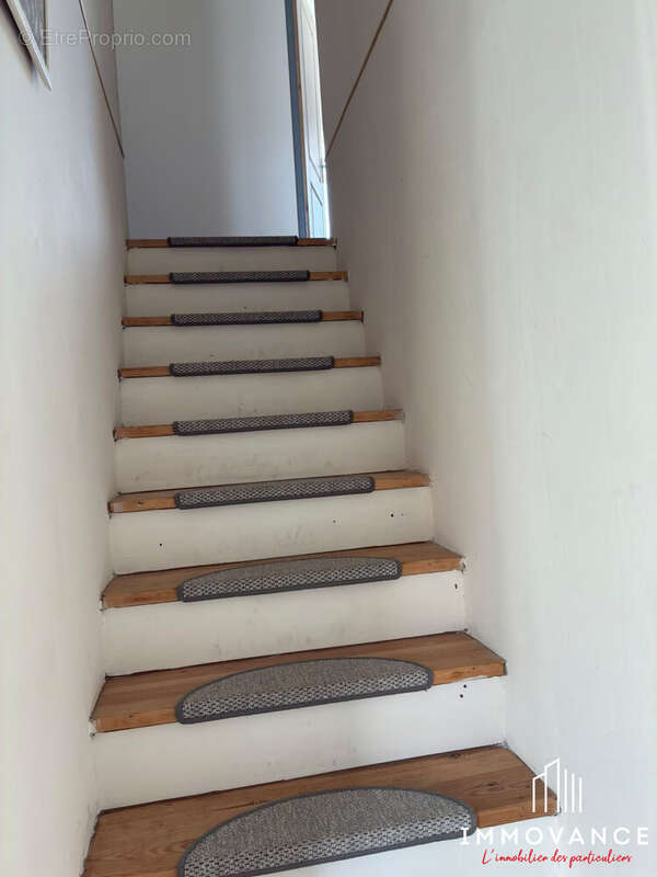 Maison 110 m² à Montady  - photo 4