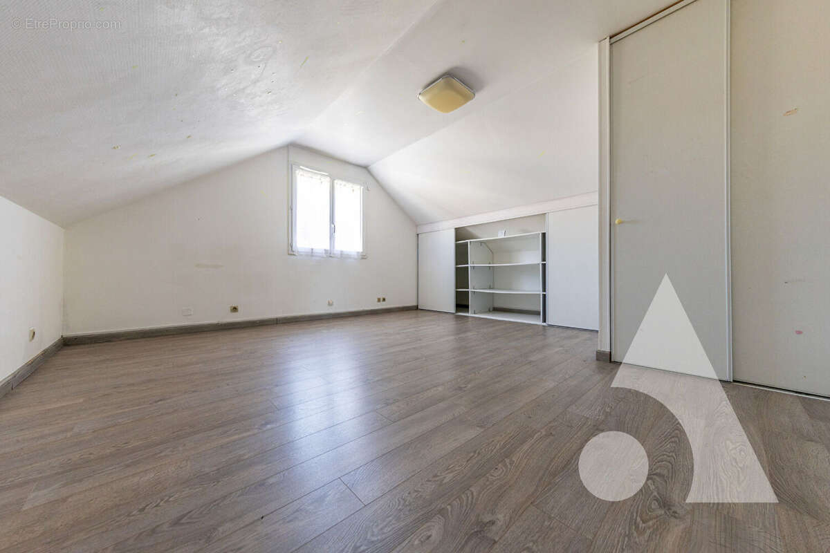 Appartement à LISSES