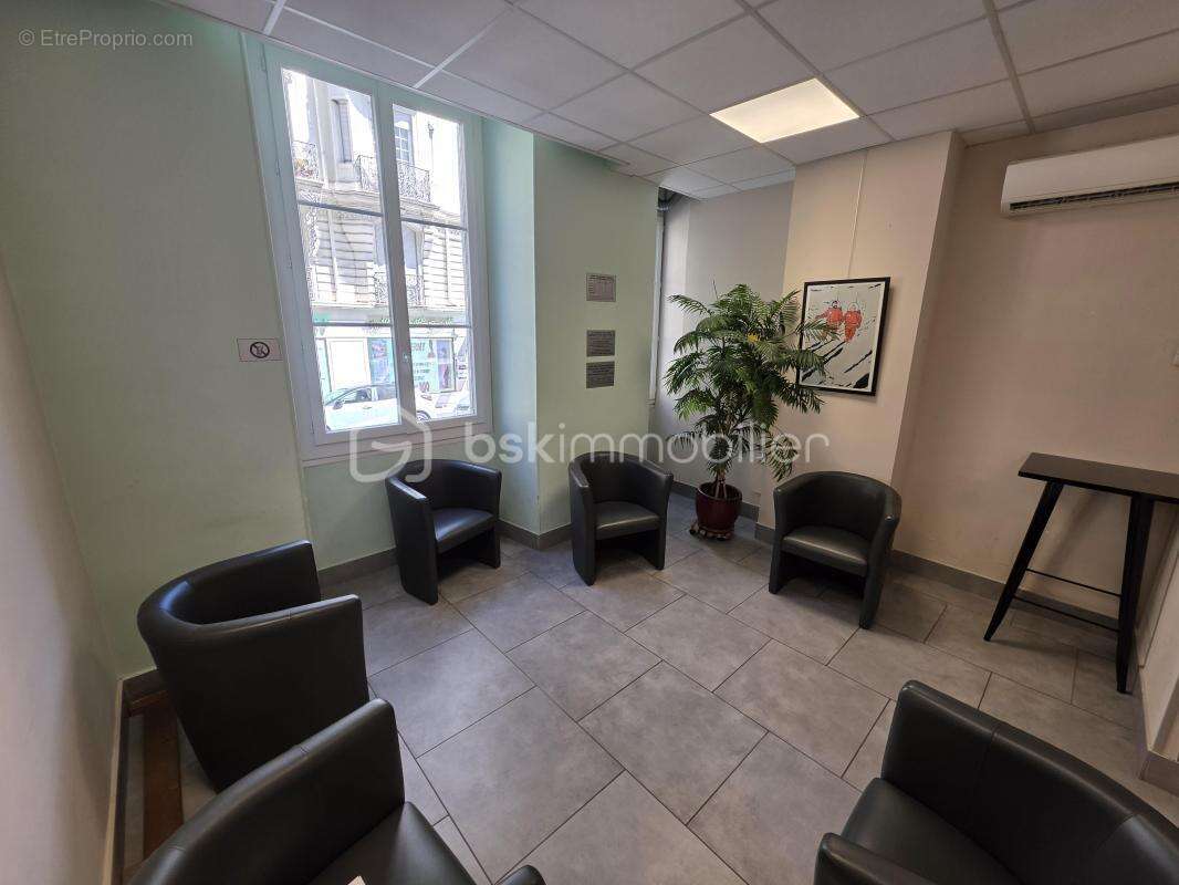 Nice centre – quartier des musiciens – local professionnel de 208 m² - photo 5