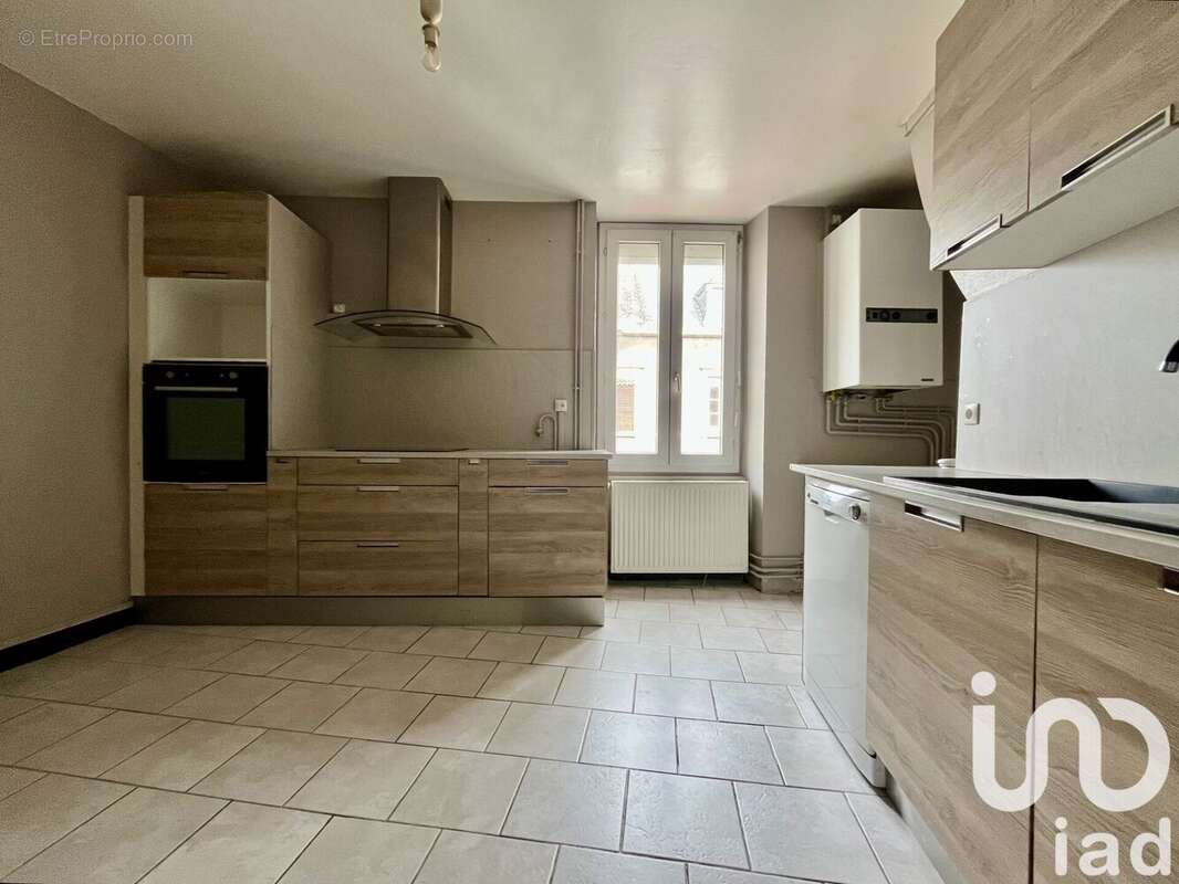 Photo 2 - Appartement à MONTCEAU-LES-MINES