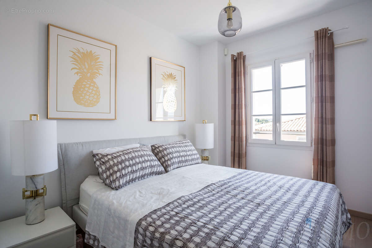 Appartement à SAINT-TROPEZ