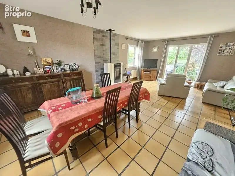 Maison 147 m² à Montrond-Les-Bains  - photo 5