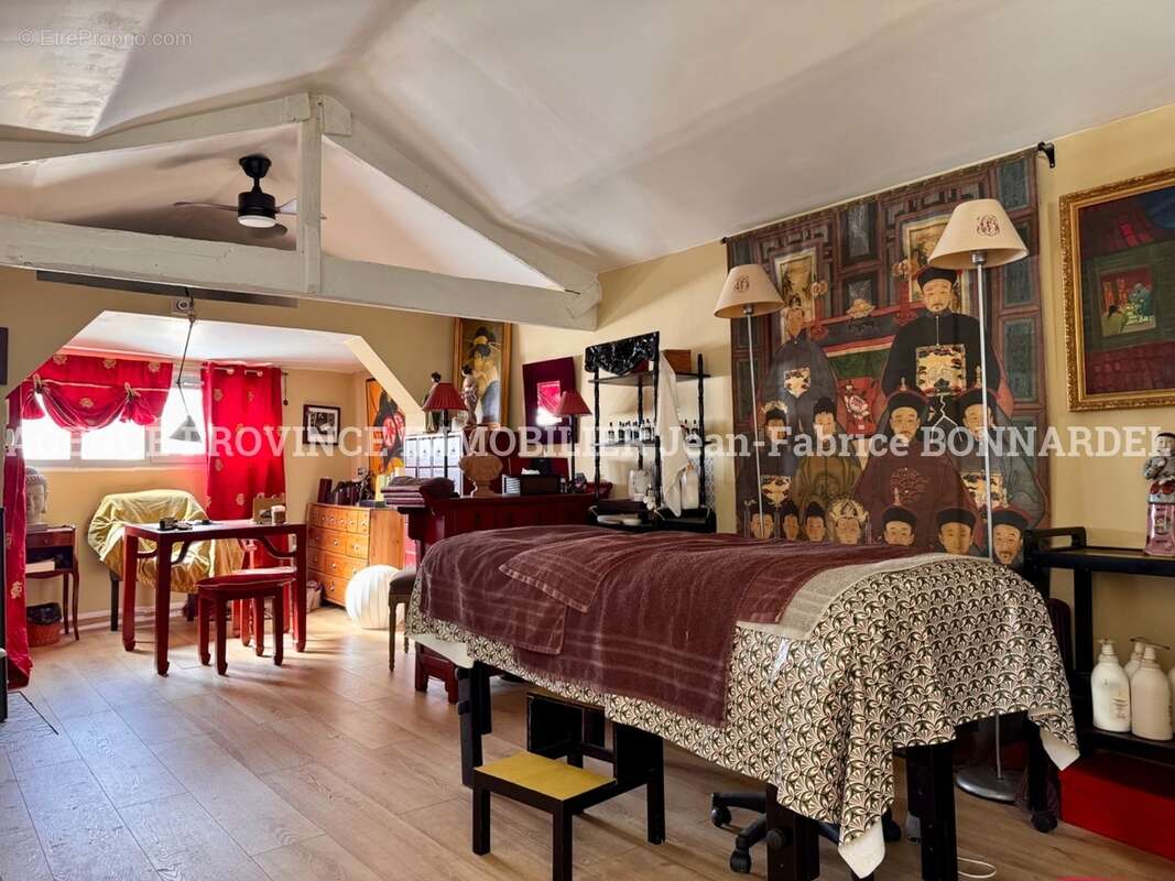 Appartement à NYONS