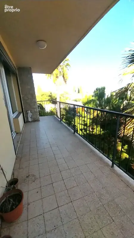 Villa à rénover   à deux pas du centre-ville de hyères les palmiers. - photo 4
