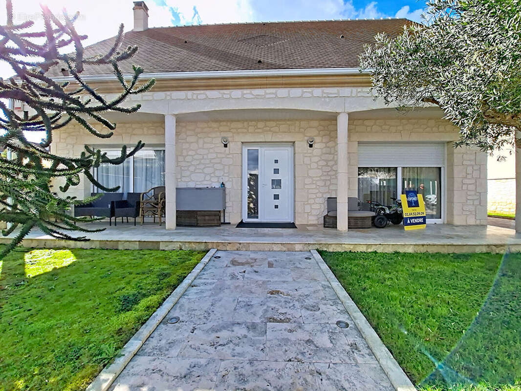 Maison à YERRES