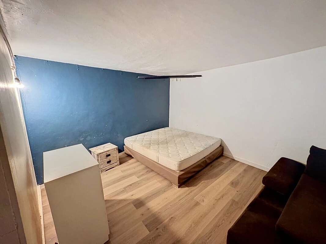 Appartement à MARSEILLE-5E