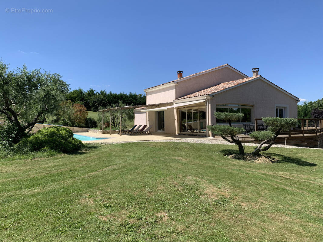 Maison à SAINT-BARTHELEMY-D'AGENAIS