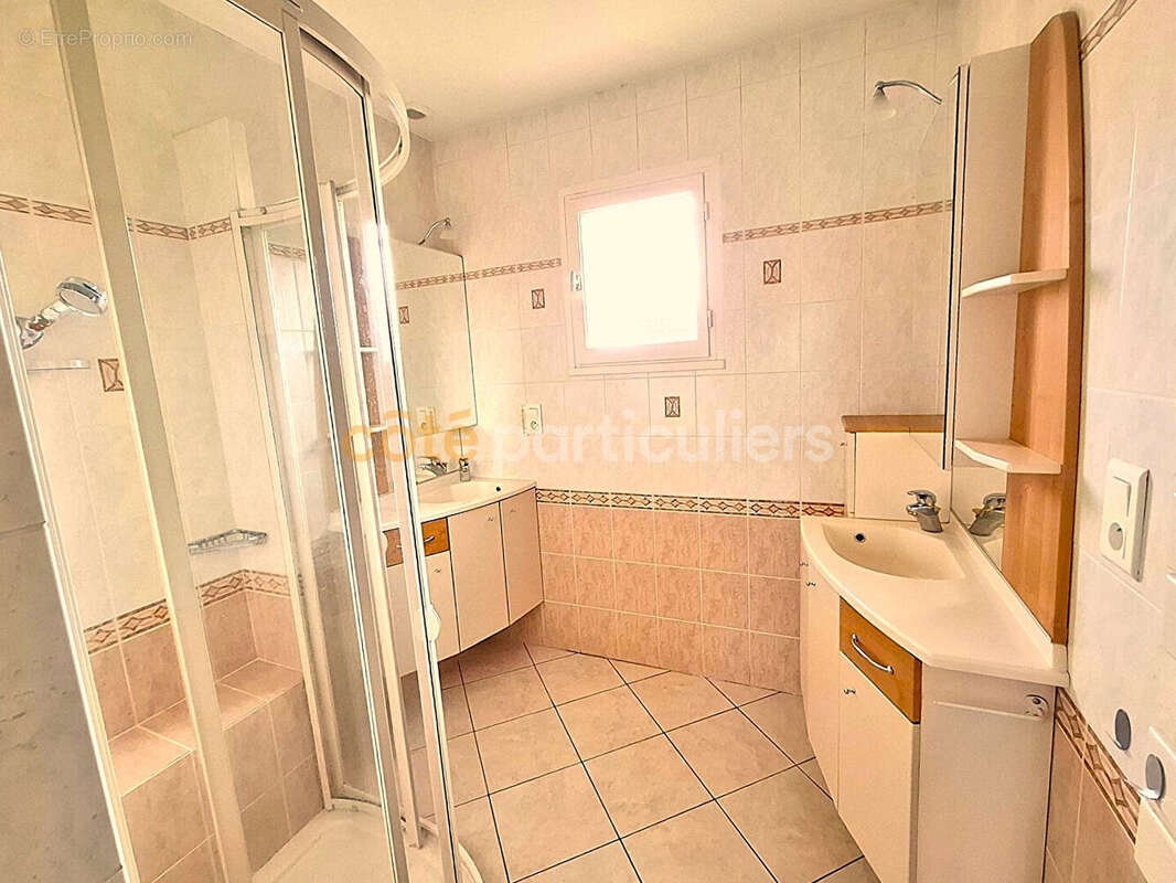 Maison à SAINT-OVIN