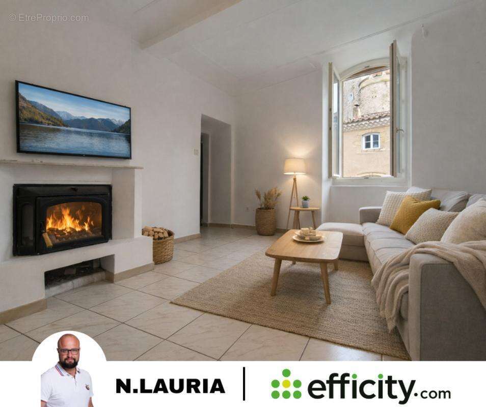 Appartement à LA TOUR-D'AIGUES