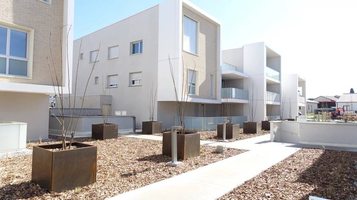 Appartement à AUZEVILLE-TOLOSANE