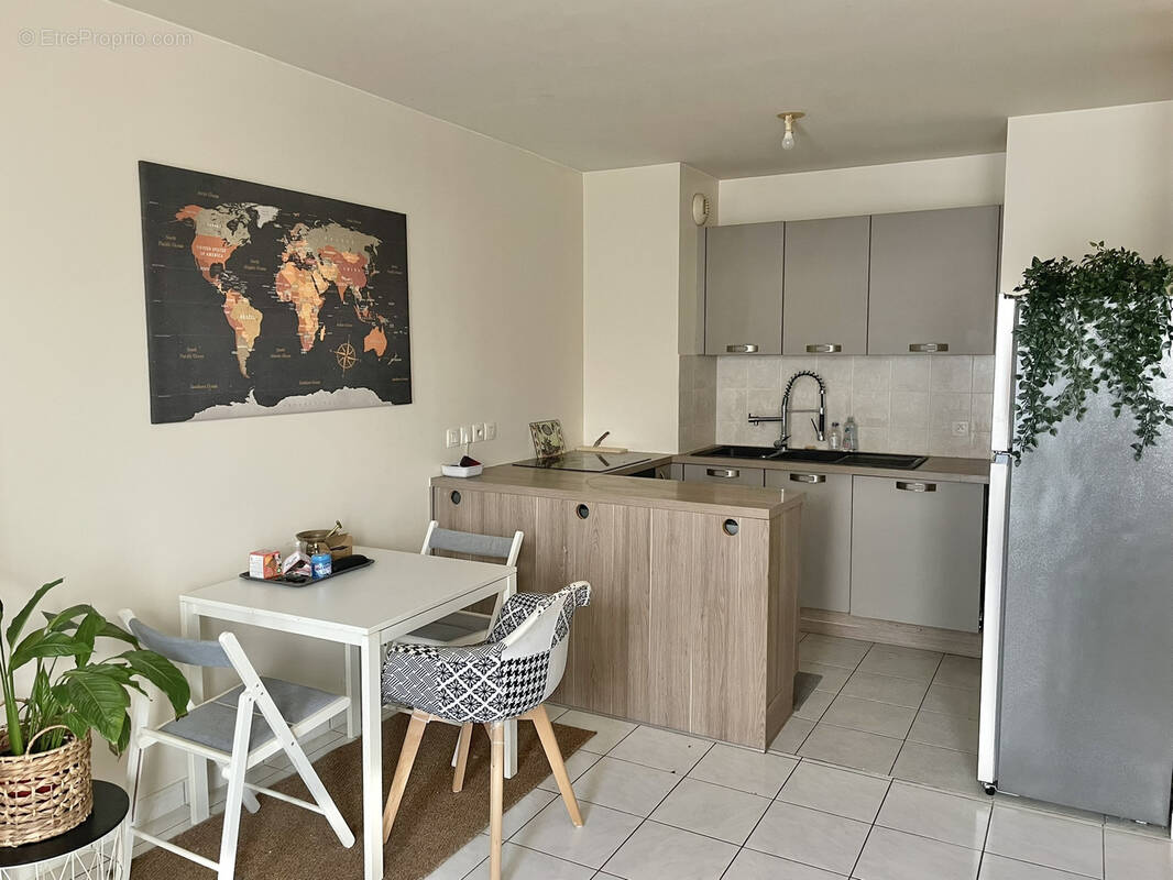 Appartement à LE PLESSIS-PATE