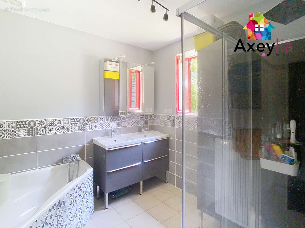 Maison à SAINT-MARTIN-D&#039;ESTREAUX