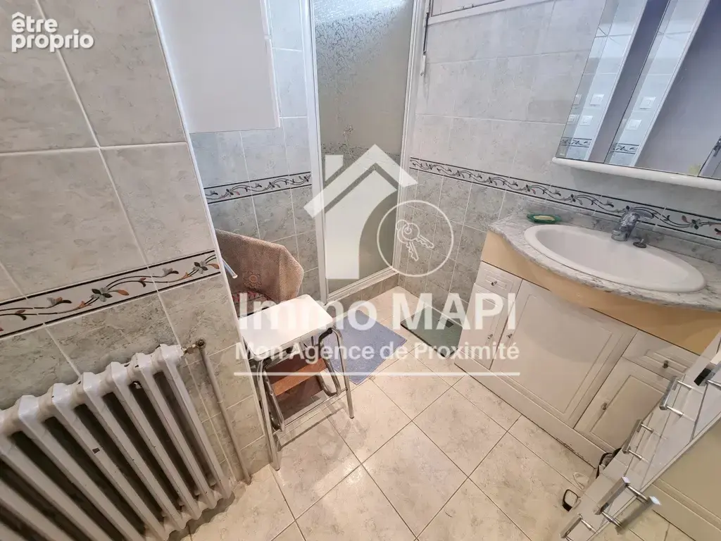 Maison à vendre d'une surface de 125m2 avec garage de 25m2 sur un terrain de 350m2 à Montpellier - photo 6