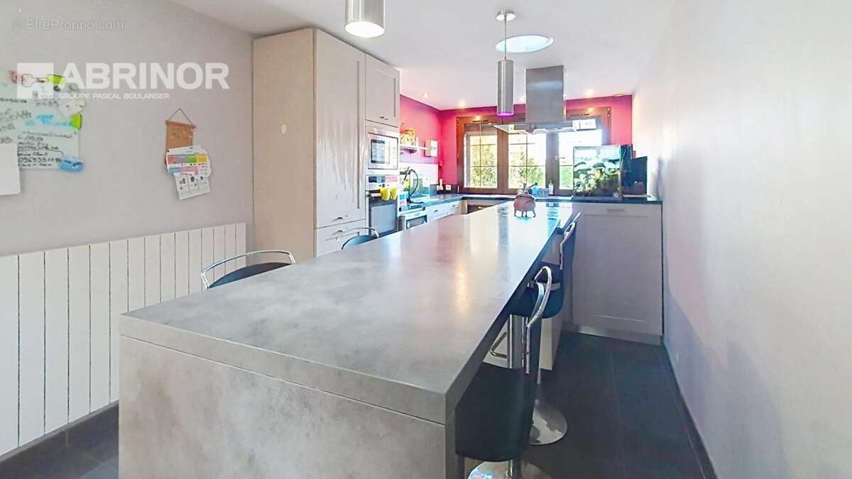 Maison à NOMAIN
