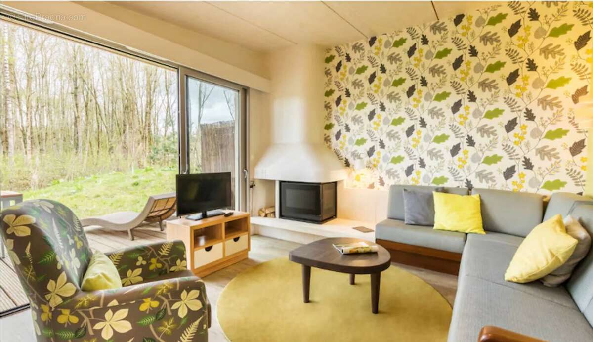 Appartement à VILLENEUVE-LE-COMTE