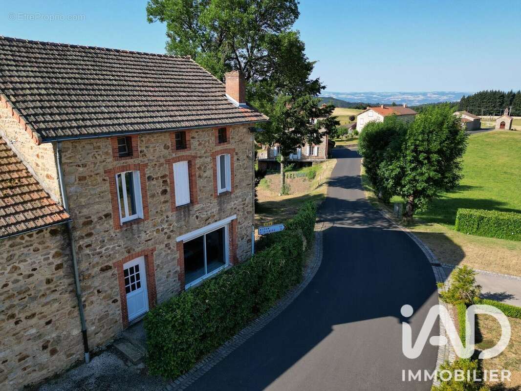 Maison 106 m² à Chassignolles  - photo 3