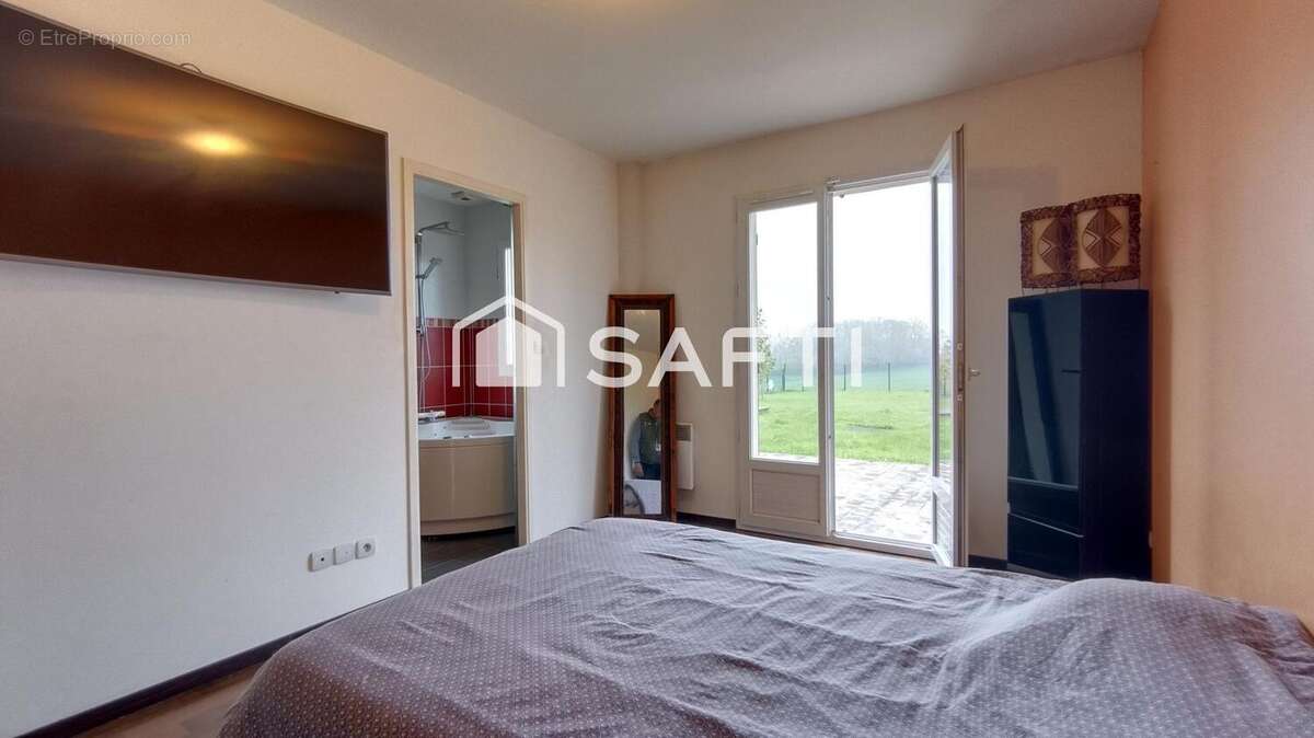 Photo 8 - Maison à SAINT-MARTIN-DES-CHAMPS