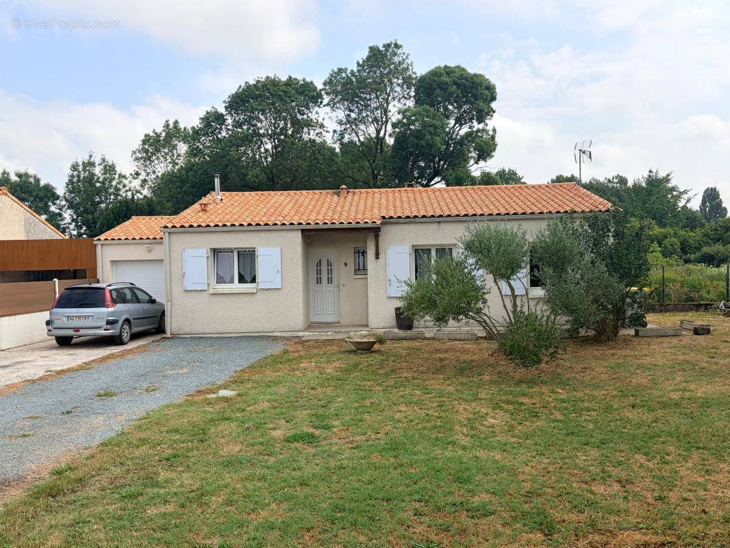 Maison à VERGEROUX
