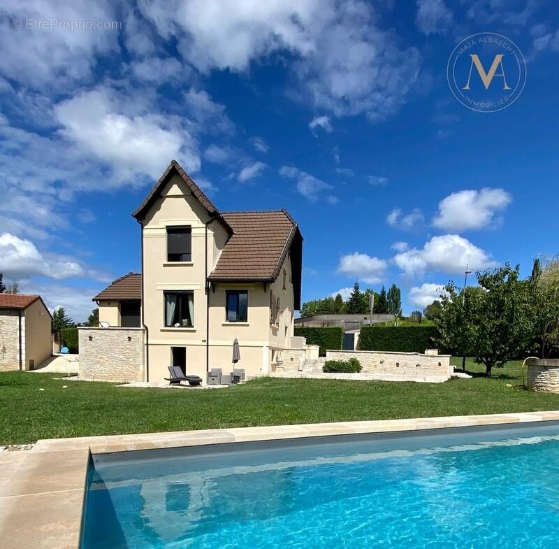 Maison à PRAYSSAC