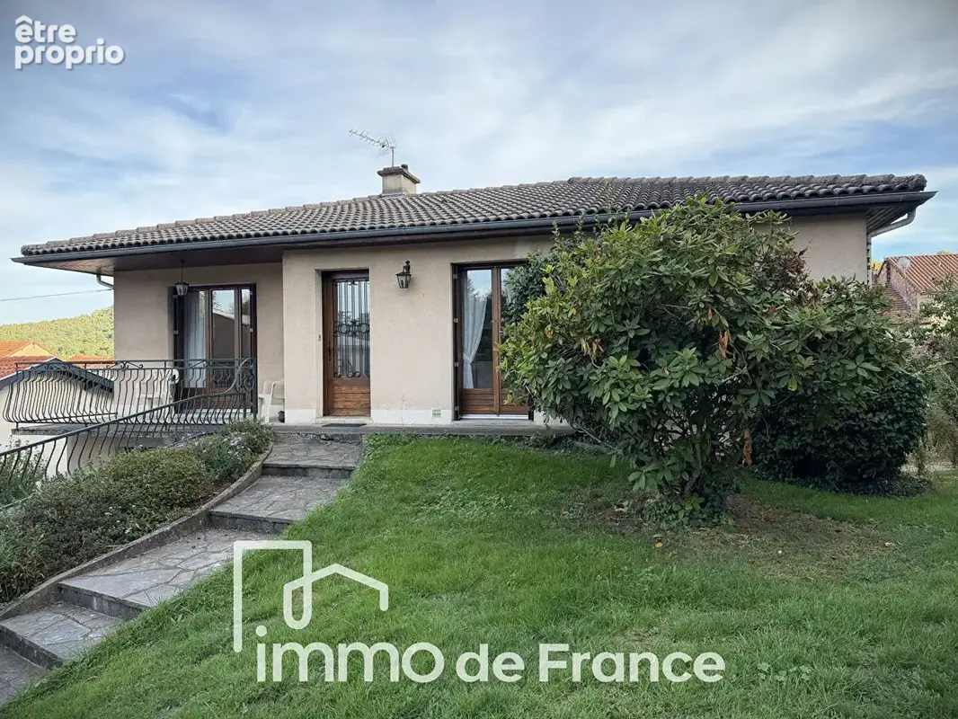 Coeur de Ville,Maison T5 avec terrasse, garage et terrain clos - photo 14