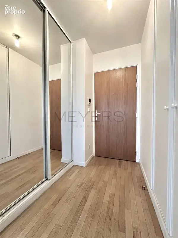 Canal de l’Ourcq - Bassin de la Villette - Beau 2Pièces de 49m² avec terrasse - photo 9