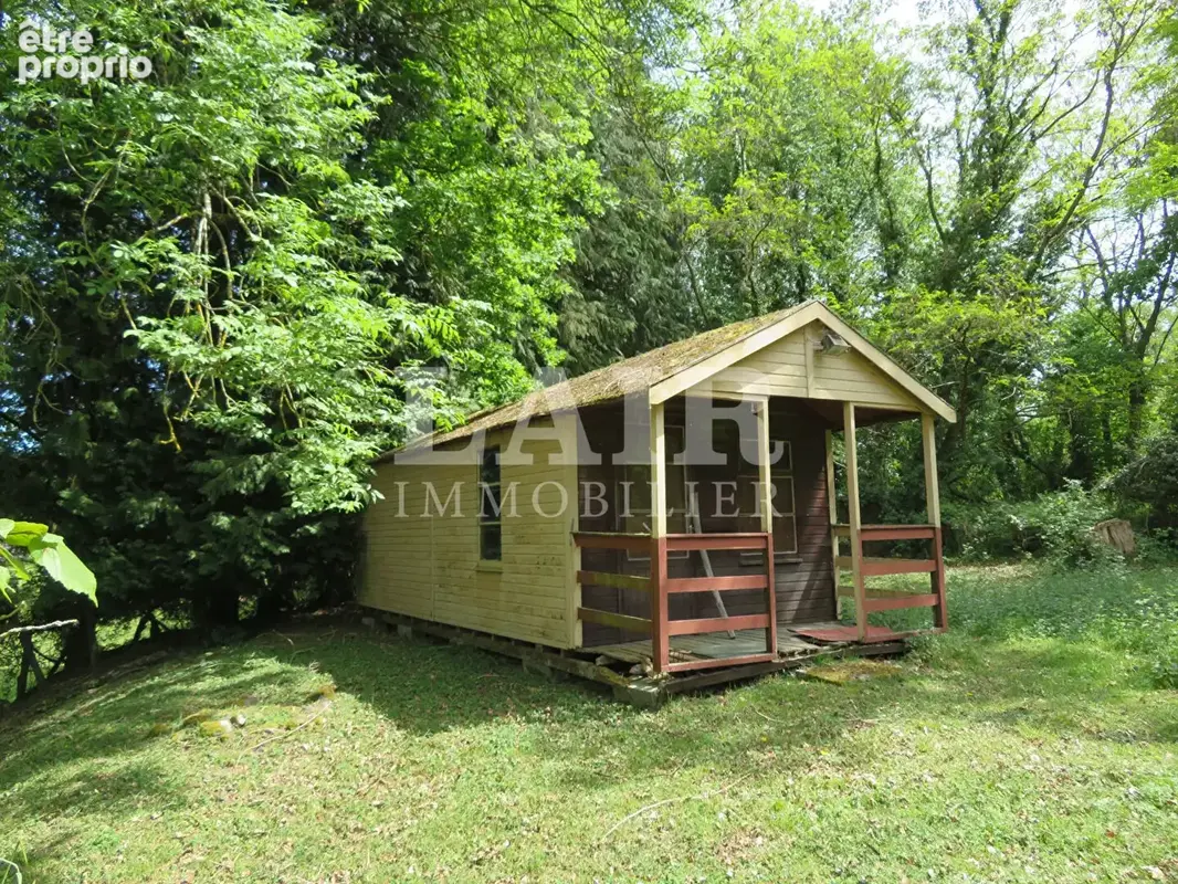 Propriété sur 1,2 hectare avec étang à vendre à Pre En Pail  - Réf: A15157 - photo 4
