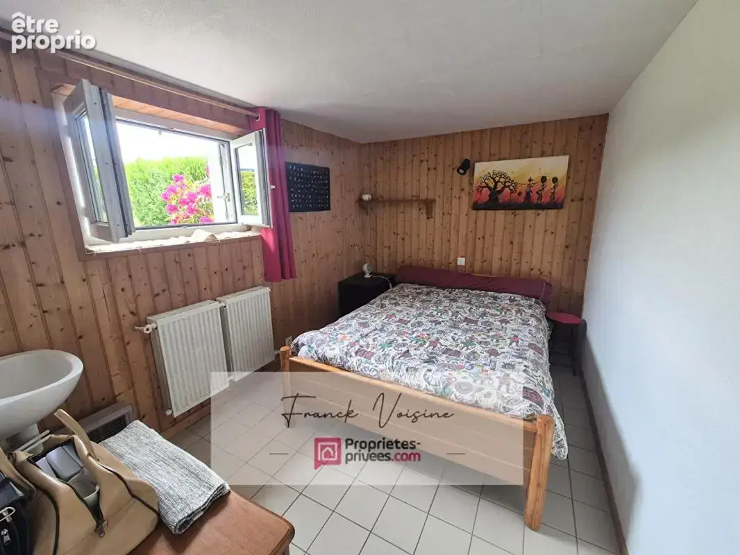 A VENDRE au Boupère, maison de 135 m2 avec 3 chambres et 1 bureau sur une parcelle de 745 m2 - photo 13