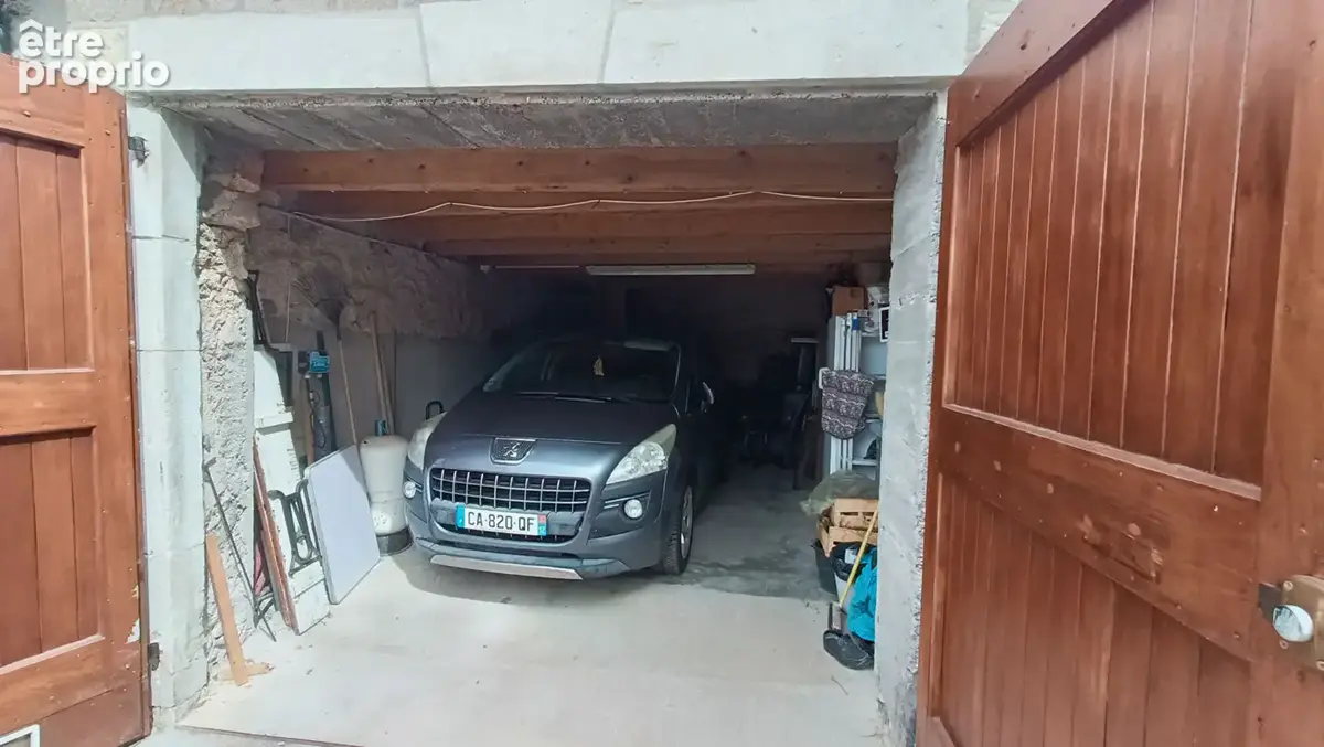 Maison d'habitation sur 2 niveaux comprenant 2 logements mitoyens avec garage et terrain La Cavalerie 7 pièce(s) 150.5 m2 - photo 10