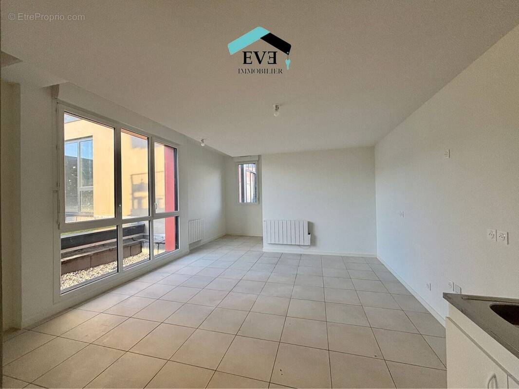 Appartement à PONT-DE-CHERUY