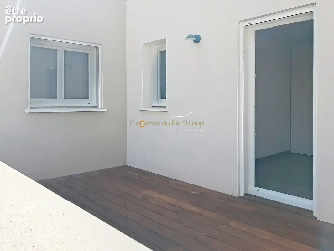 Maison 88 m² à Saint-Mathieu-De-Treviers  - photo 8