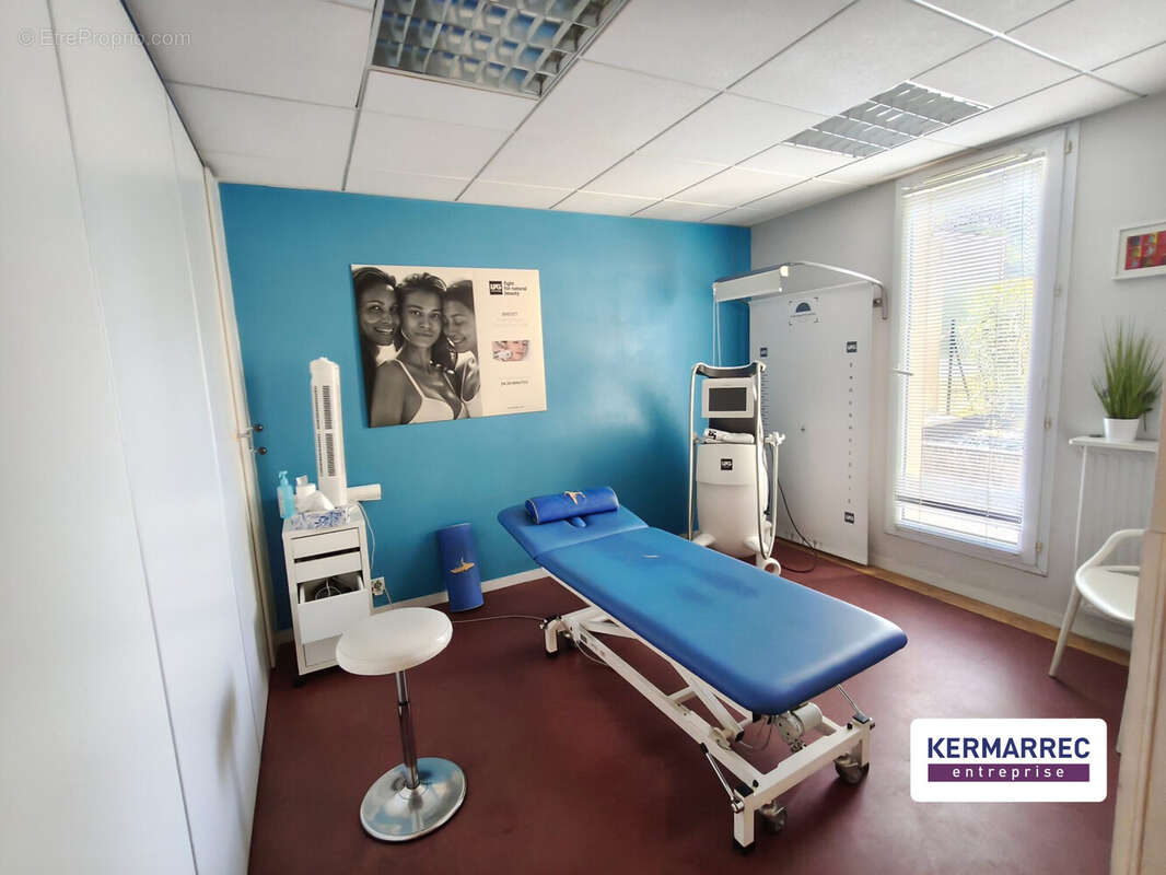 Commerce 85 m² à Rennes  - photo 3