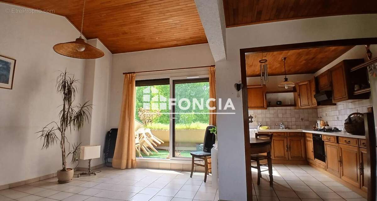 Appartement à VIZILLE