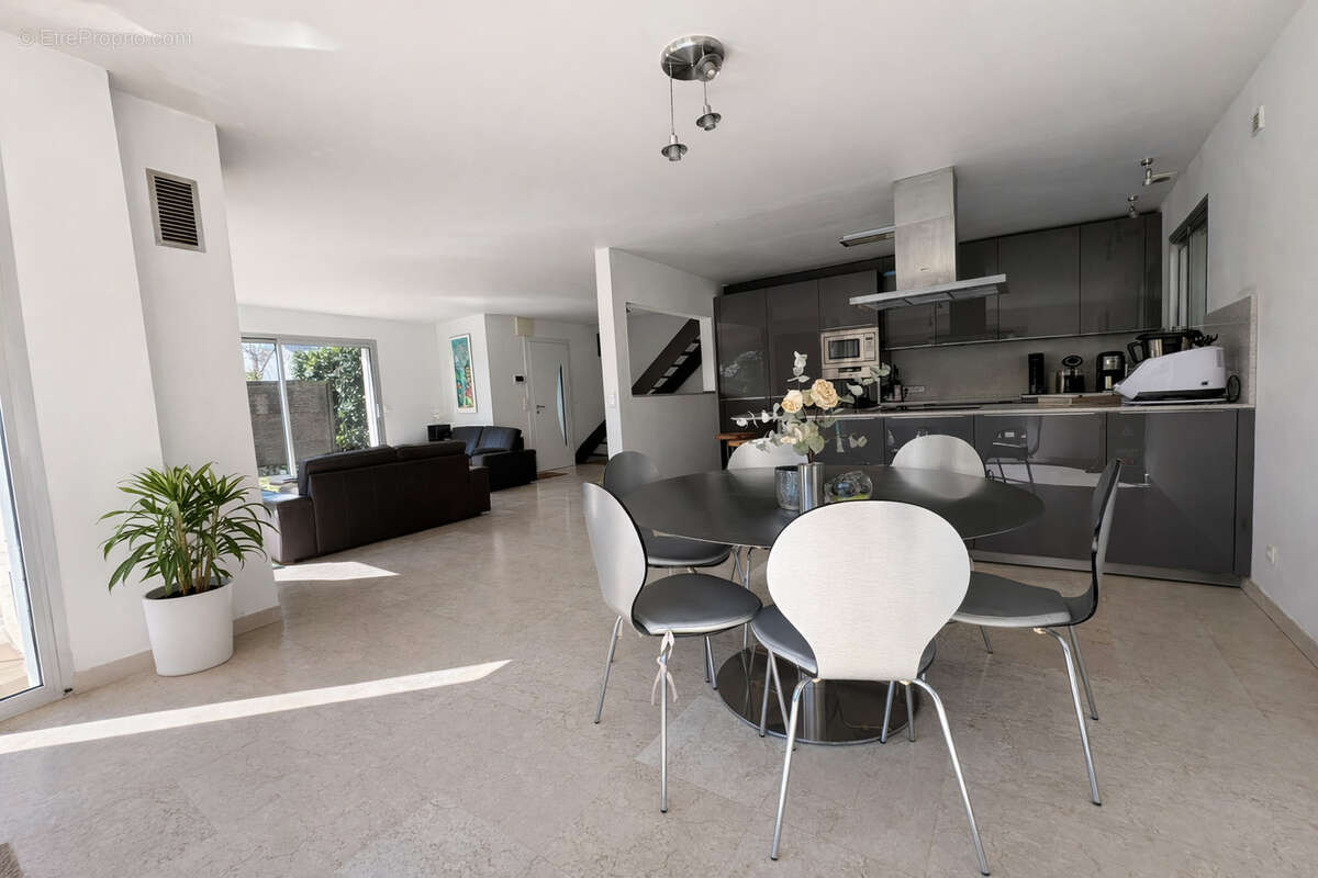 Maison à SUCE-SUR-ERDRE