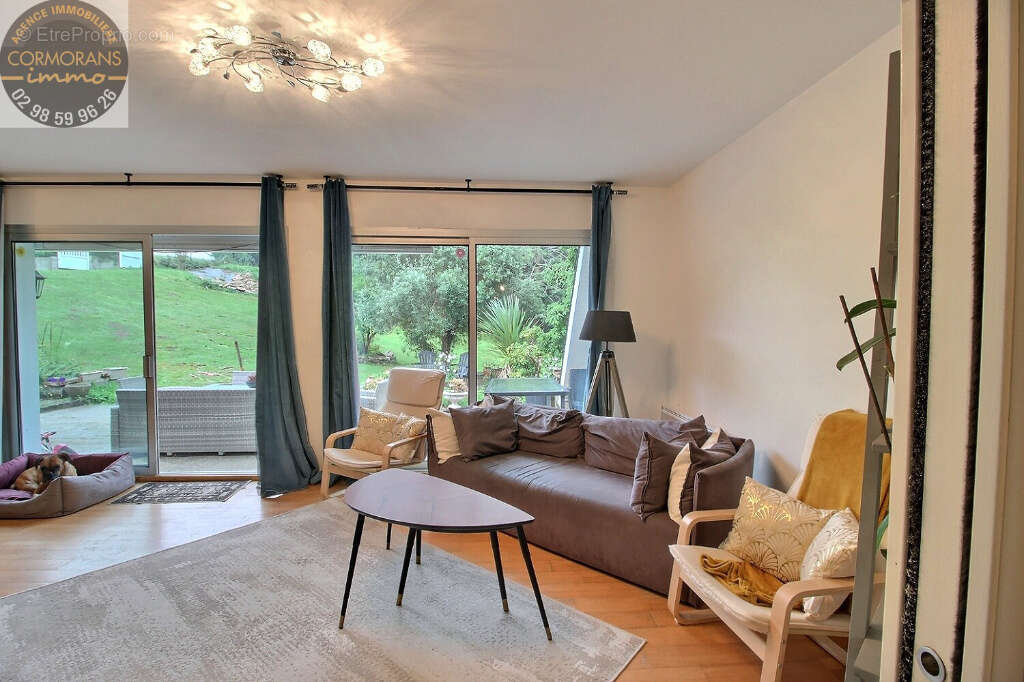 Maison à PLONEOUR-LANVERN