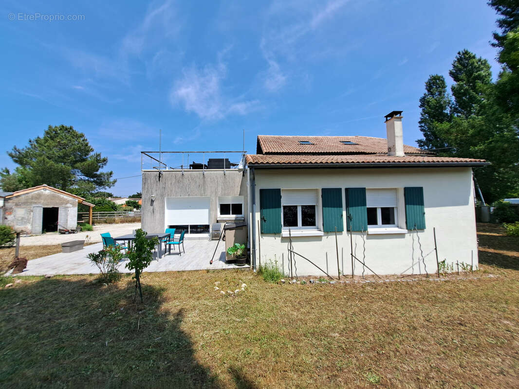 Maison à LA TREMBLADE