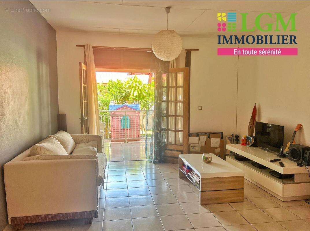 Maison à REMIRE-MONTJOLY