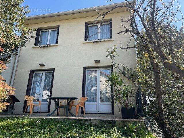 Maison à LE BLANC-MESNIL