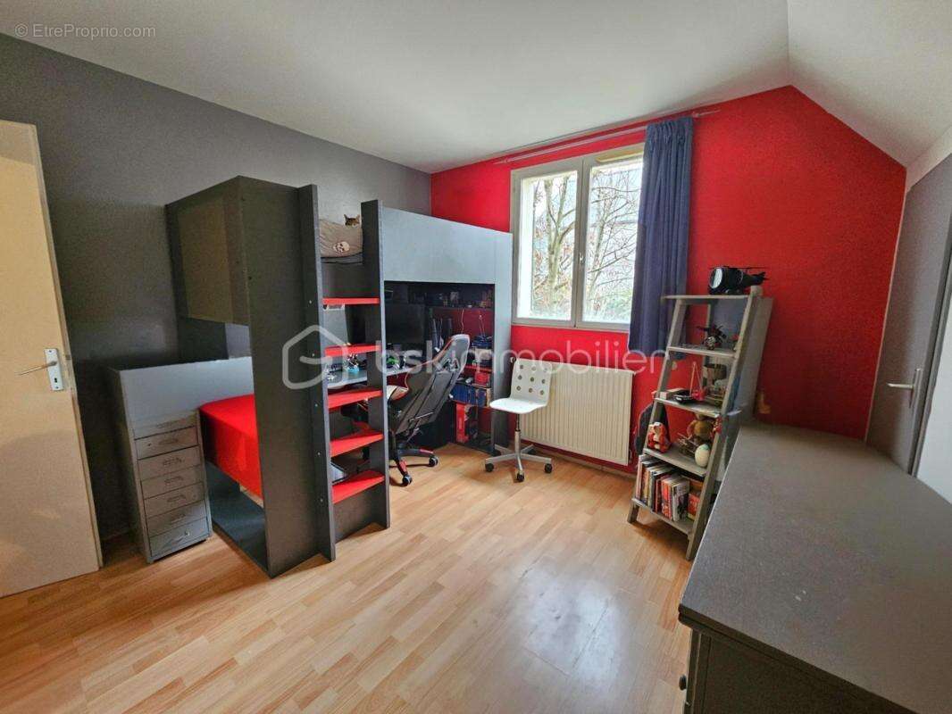 Maison à LES PAVILLONS-SOUS-BOIS