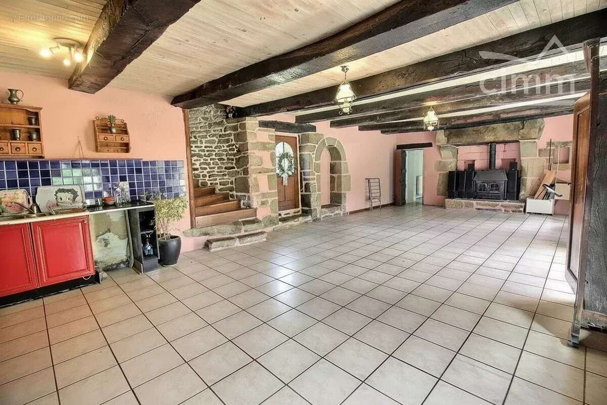 Maison à LOCMALO